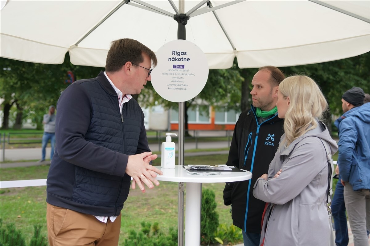 4. diskusija ciklā “Apkaimju sarunas ar Rīgas mēru” 24. augustā Juglā
