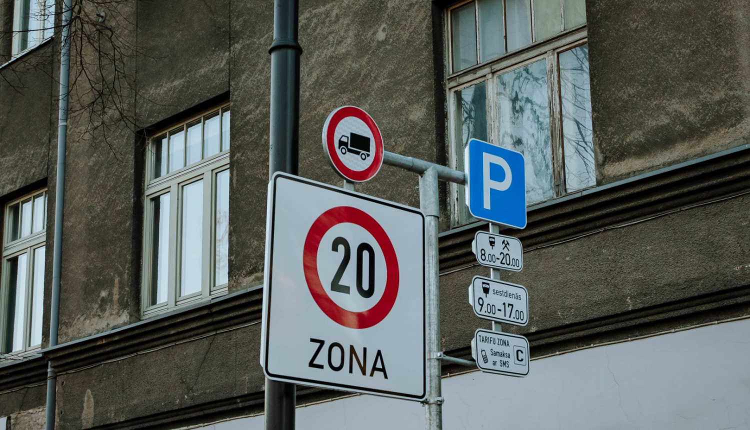 Ceļa zīmes
