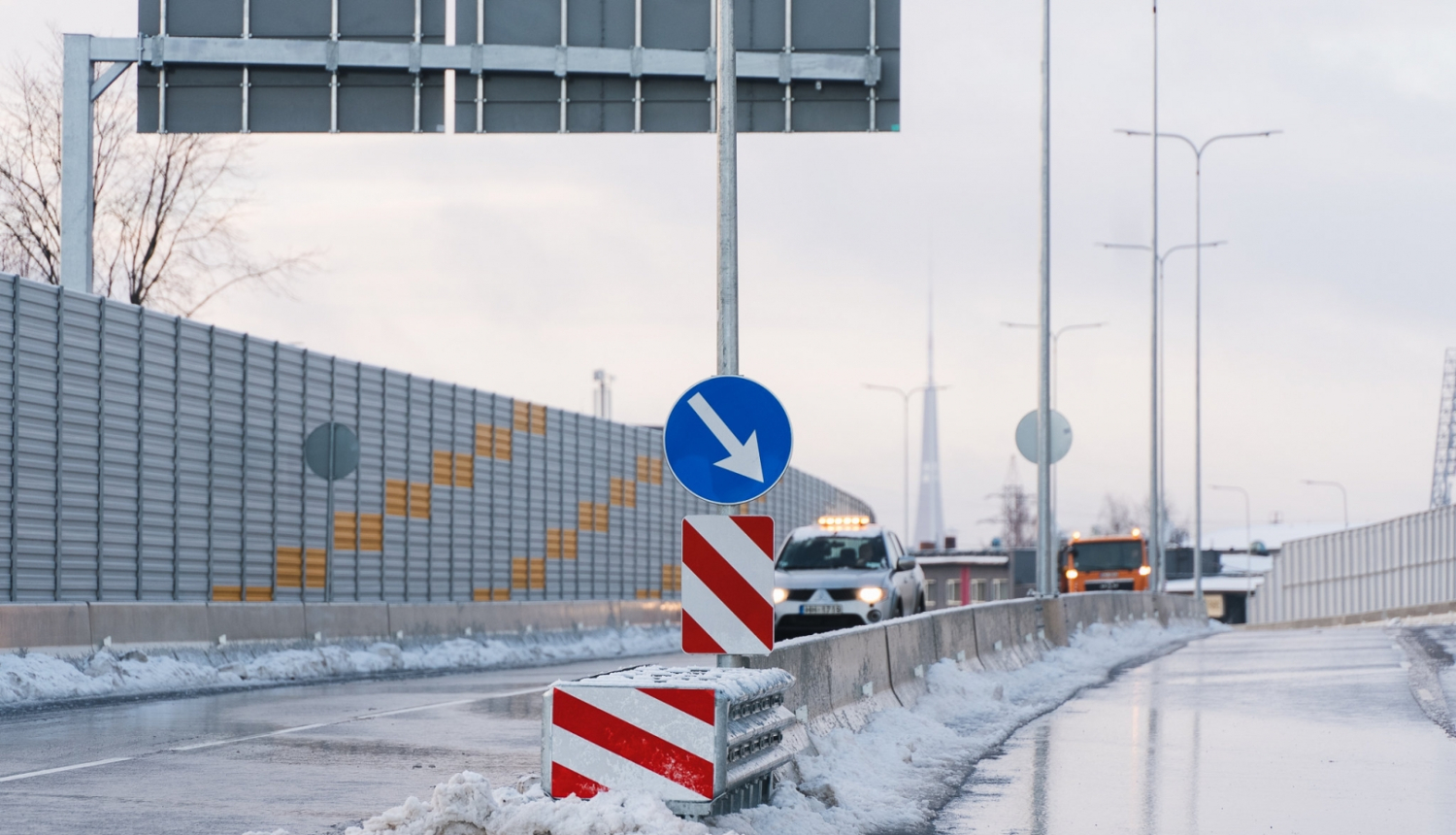 Austrumu maģustrāle brauc transports