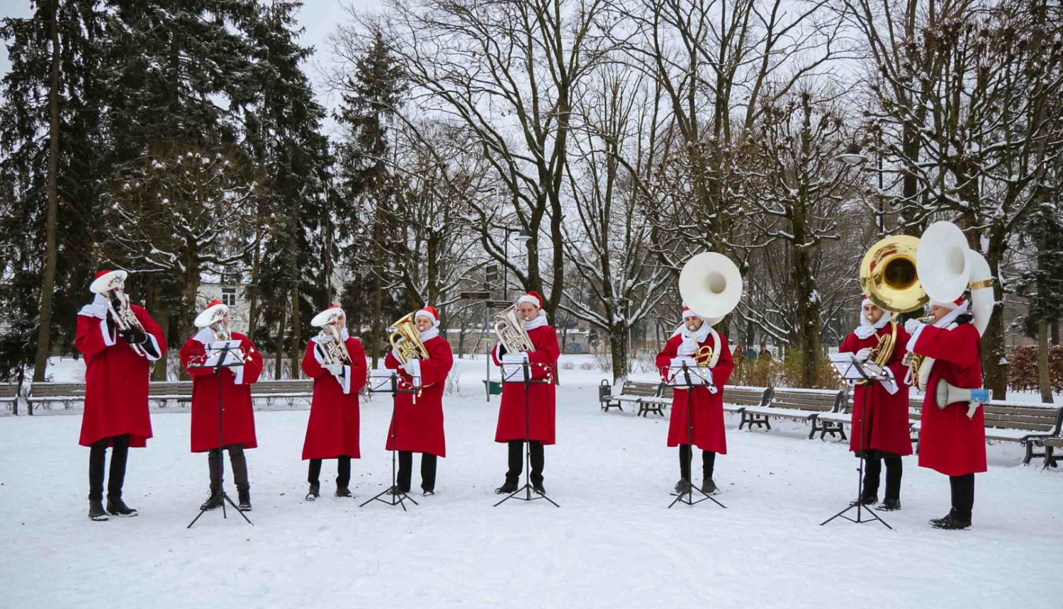 Ziemassvētku tubas
