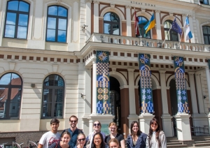 studenti no Stenfordas universitātes